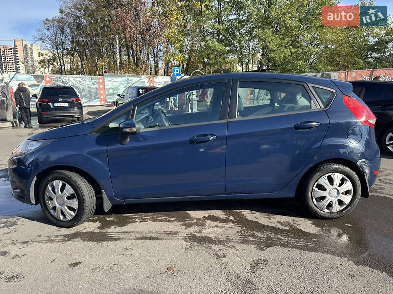 Хэтчбек Ford Fiesta 2011 в Киеве фото 2 Хэтчбек Ford Fiesta 2011 в Киеве