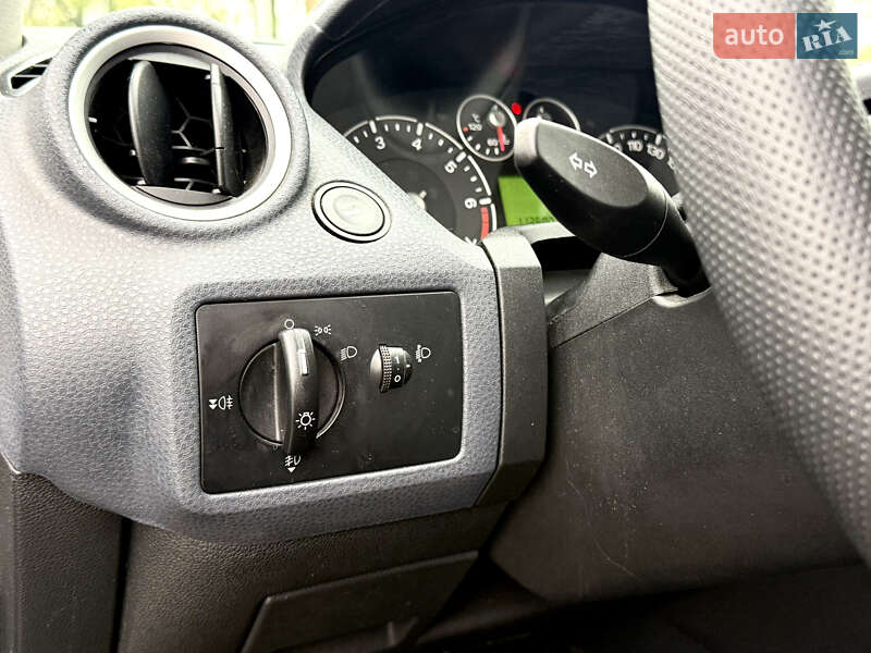 Хэтчбек Ford Fiesta 2008 в Киеве фото 17 Хэтчбек Ford Fiesta 2008 в Киеве