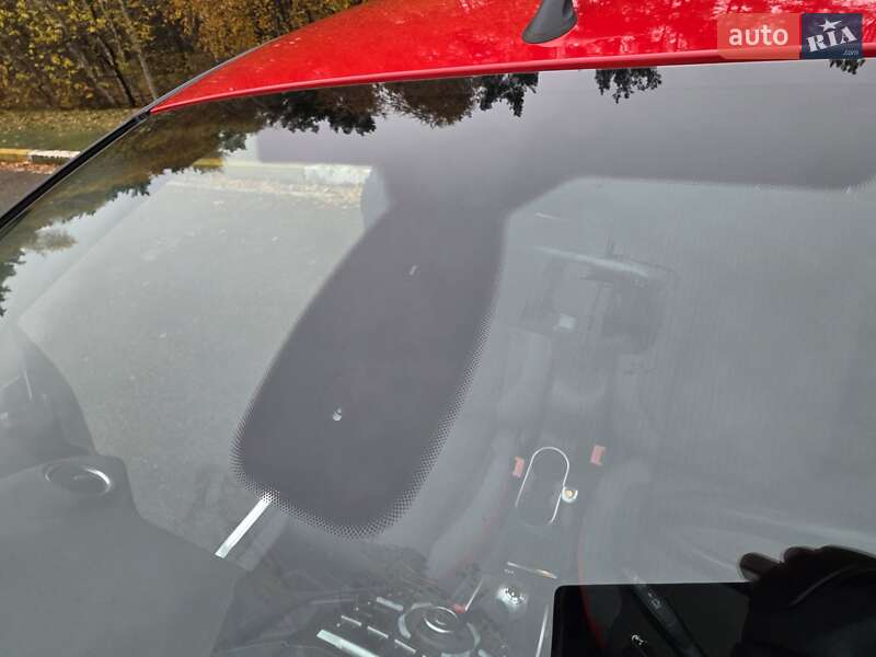 Хэтчбек Ford Fiesta 2015 в Ирпене