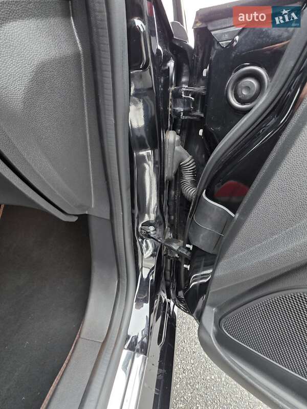 Хэтчбек Ford Fiesta 2015 в Ирпене