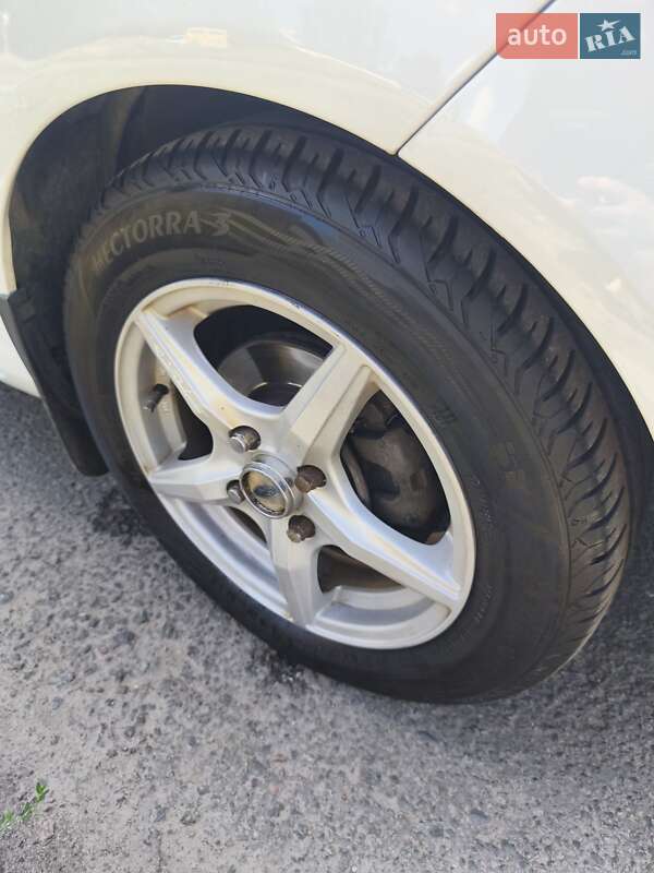 Хэтчбек Ford Fiesta 2012 в Киеве фото 8 Хэтчбек Ford Fiesta 2012 в Киеве