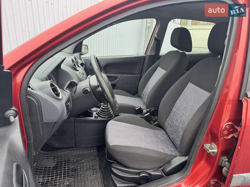 Хэтчбек Ford Fiesta 2007 в Киеве фото 10 Хэтчбек Ford Fiesta 2007 в Киеве