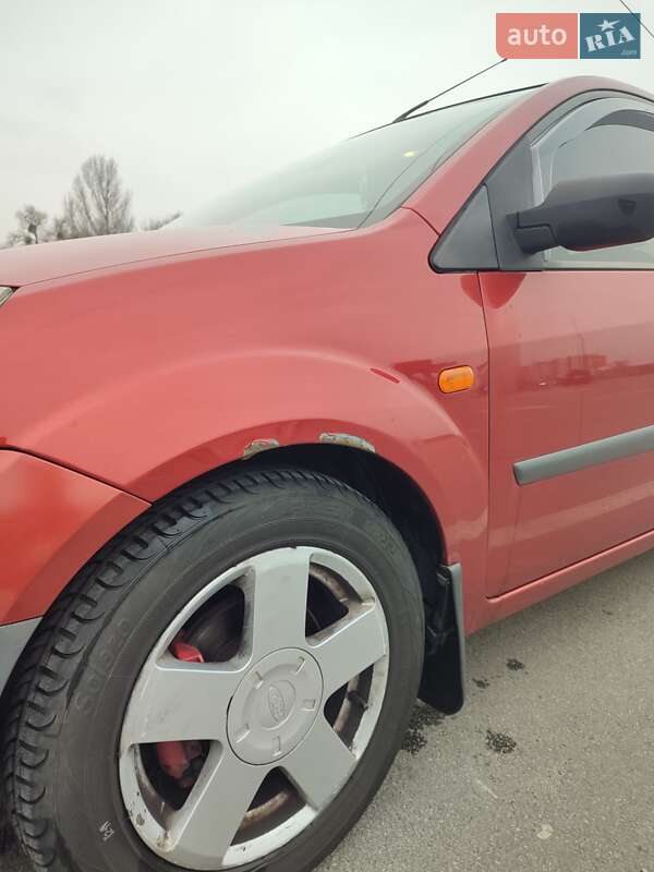 Хэтчбек Ford Fiesta 2008 в Киеве