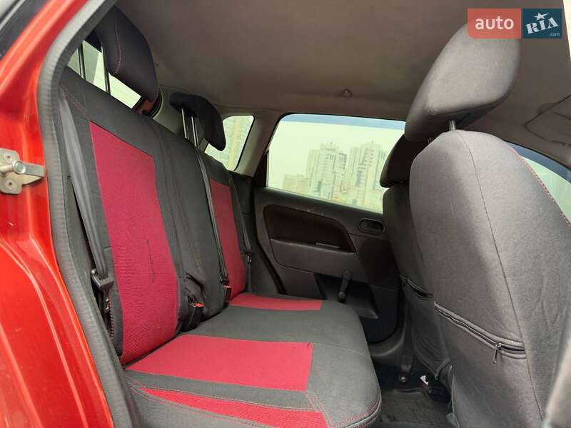 Хетчбек Ford Fiesta 2007 в Києві
