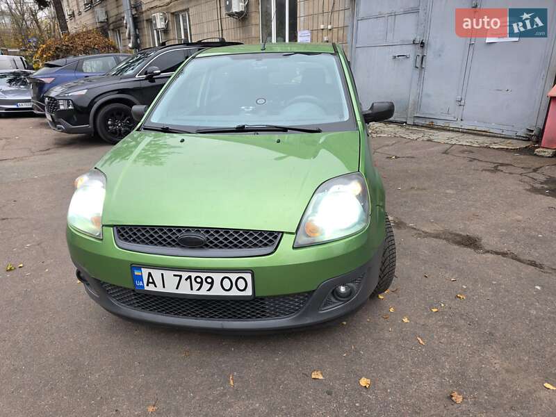Хетчбек Ford Fiesta 2008 в Києві фото 13 Хетчбек Ford Fiesta 2008 в Києві