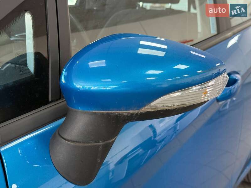 Хэтчбек Ford Fiesta 2015 в Киеве