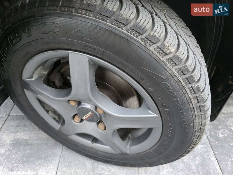 Хетчбек Ford Fiesta 2006 в Івано-Франківську фото 36 Хетчбек Ford Fiesta 2006 в Івано-Франківську