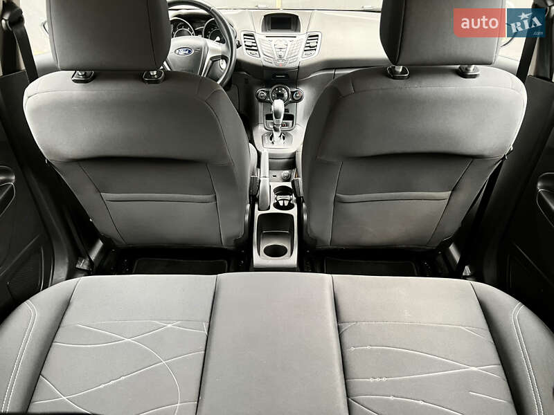 Хэтчбек Ford Fiesta 2016 в Киеве фото 45 Хэтчбек Ford Fiesta 2016 в Киеве