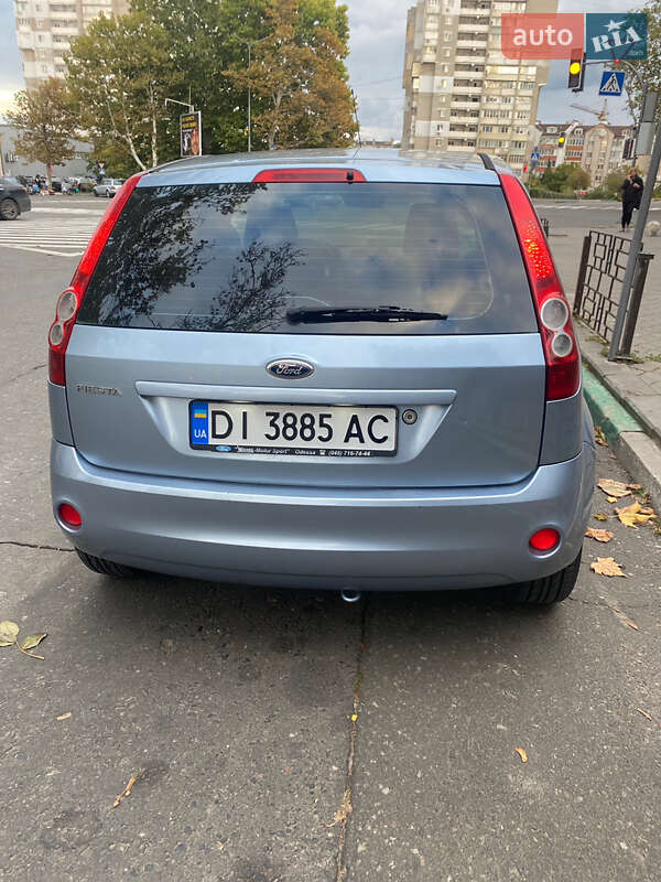 Хэтчбек Ford Fiesta 2006 в Одессе
