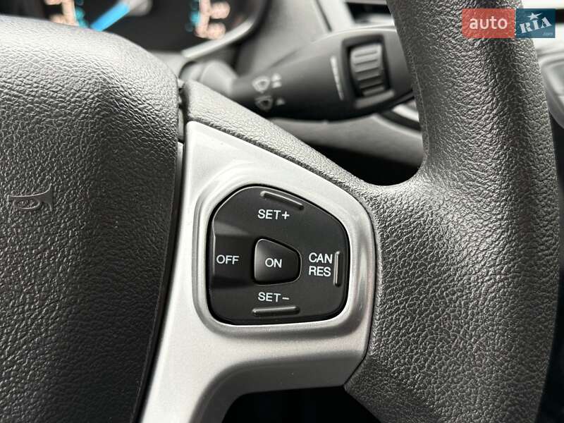 Хэтчбек Ford Fiesta 2018 в Киеве