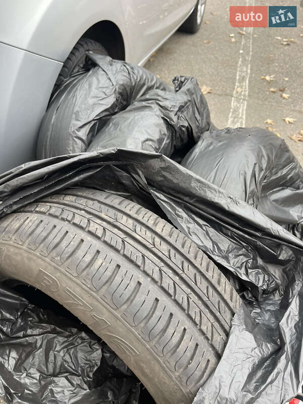 Седан Ford Fiesta 2015 в Києві фото 21 Седан Ford Fiesta 2015 в Києві