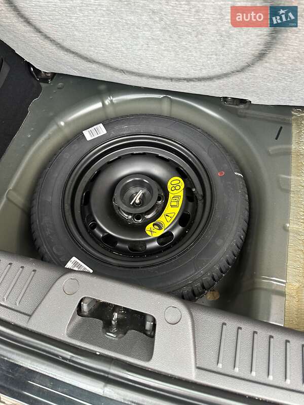 Хетчбек Ford Fiesta 2013 в Хусті фото 10 Хетчбек Ford Fiesta 2013 в Хусті