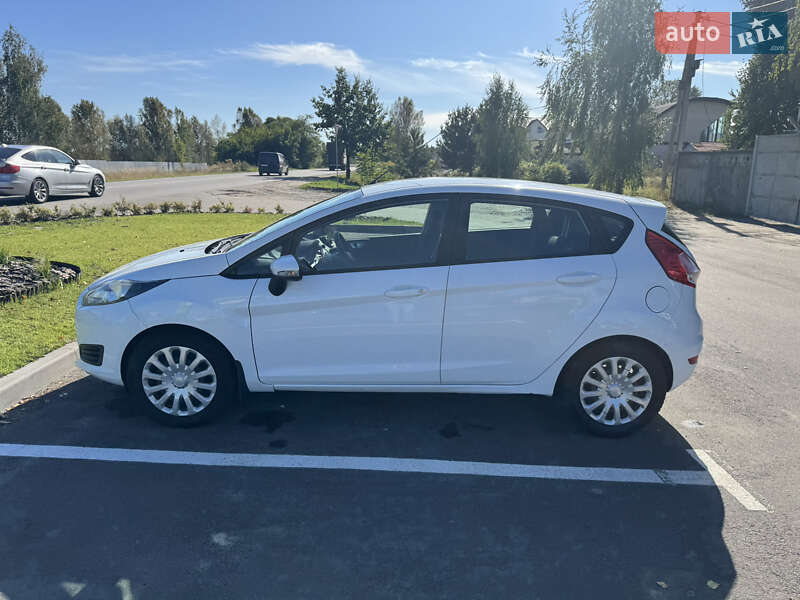 Хэтчбек Ford Fiesta 2017 в Буче