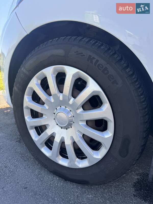 Хэтчбек Ford Fiesta 2017 в Буче