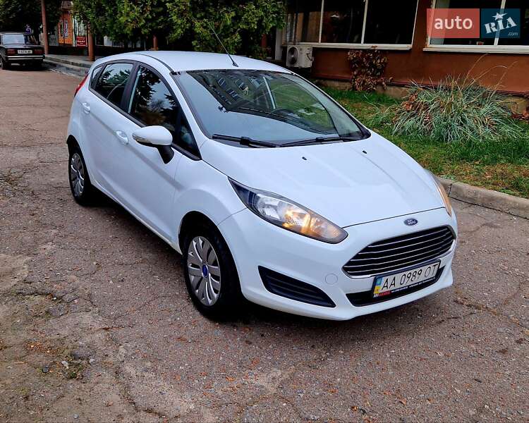 Хетчбек Ford Fiesta 2015 в Броварах фото 6 Хетчбек Ford Fiesta 2015 в Броварах