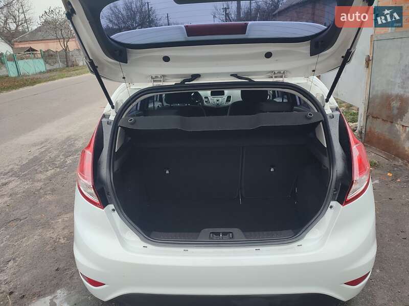 Хетчбек Ford Fiesta 2013 в Полтаві