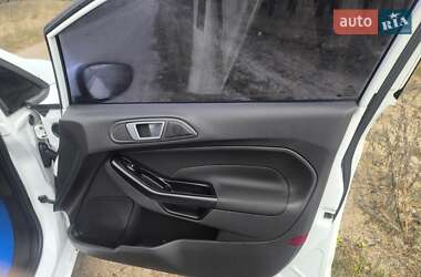 Хэтчбек Ford Fiesta 2013 в Полтаве