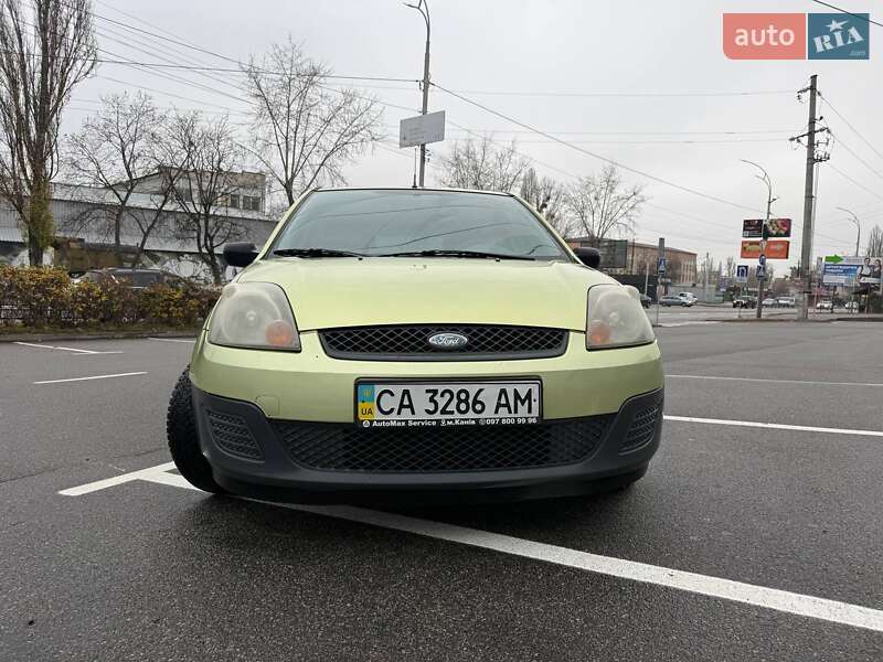 Хетчбек Ford Fiesta 2007 в Вишгороді