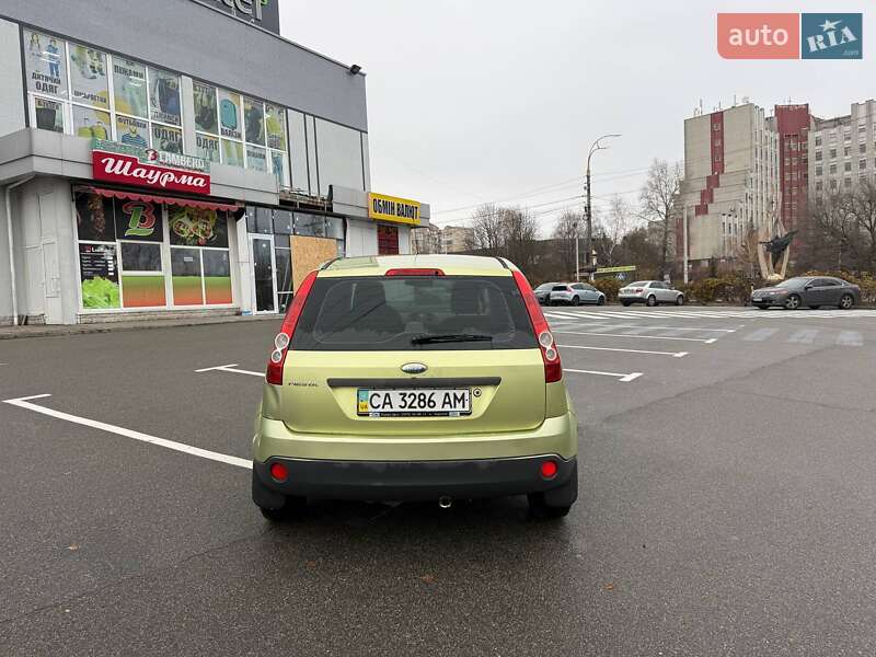 Хетчбек Ford Fiesta 2007 в Вишгороді
