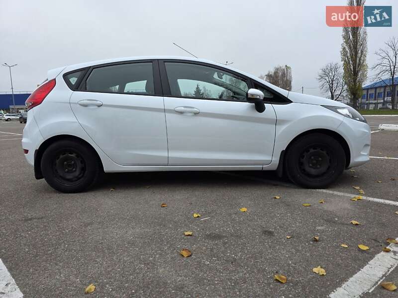 Хэтчбек Ford Fiesta 2012 в Житомире фото 8 Хэтчбек Ford Fiesta 2012 в Житомире