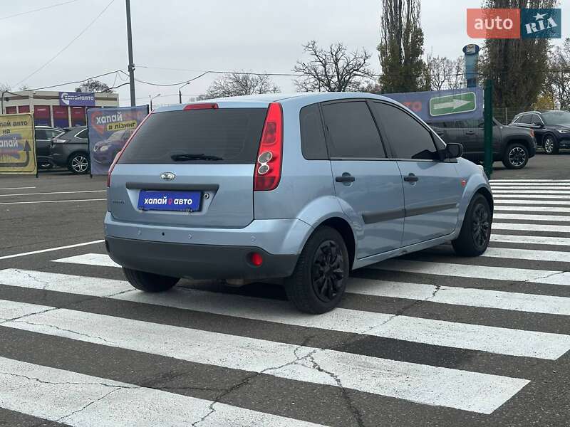 Хэтчбек Ford Fiesta 2005 в Одессе фото 5 Хэтчбек Ford Fiesta 2005 в Одессе