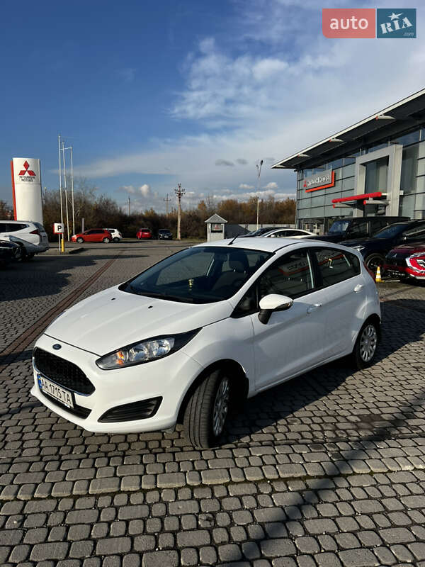 Хетчбек Ford Fiesta 2017 в Ужгороді фото 5 Хетчбек Ford Fiesta 2017 в Ужгороді