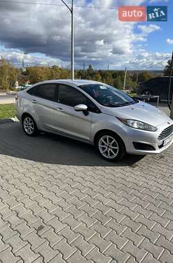 Седан Ford Fiesta 2017 в Львове