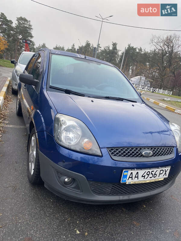 Хетчбек Ford Fiesta 2008 в Ірпені фото 2 Хетчбек Ford Fiesta 2008 в Ірпені