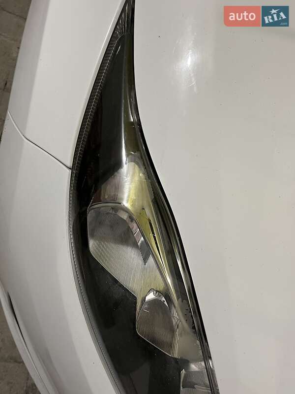 Хэтчбек Ford Fiesta 2015 в Днепре