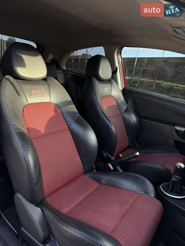 Хэтчбек Ford Fiesta 2007 в Ирпене