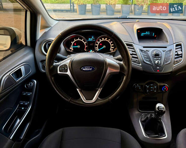 Хетчбек Ford Fiesta 2013 в Києві