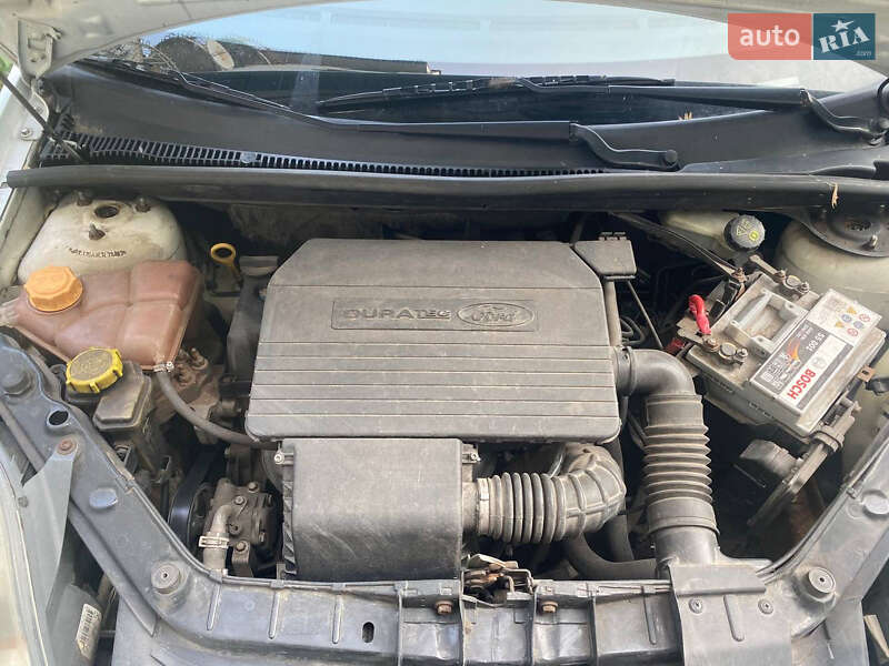 Хетчбек Ford Fiesta 2007 в Києві