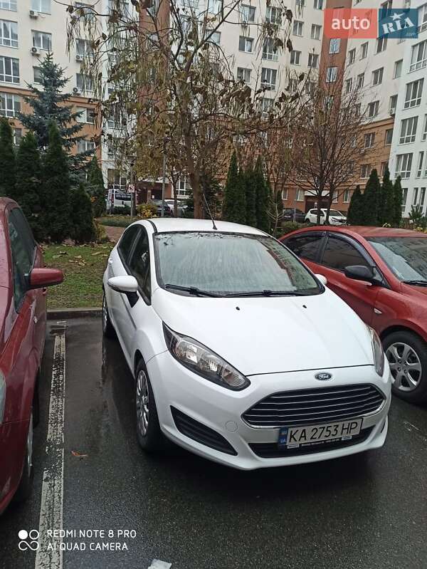 Хетчбек Ford Fiesta 2013 в Києві фото 2 Хетчбек Ford Fiesta 2013 в Києві