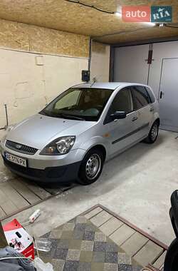 Хэтчбек Ford Fiesta 2007 в Днепре