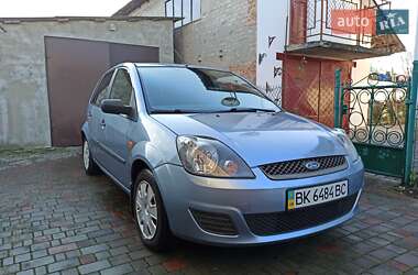 Хетчбек Ford Fiesta 2006 в Здолбуніві