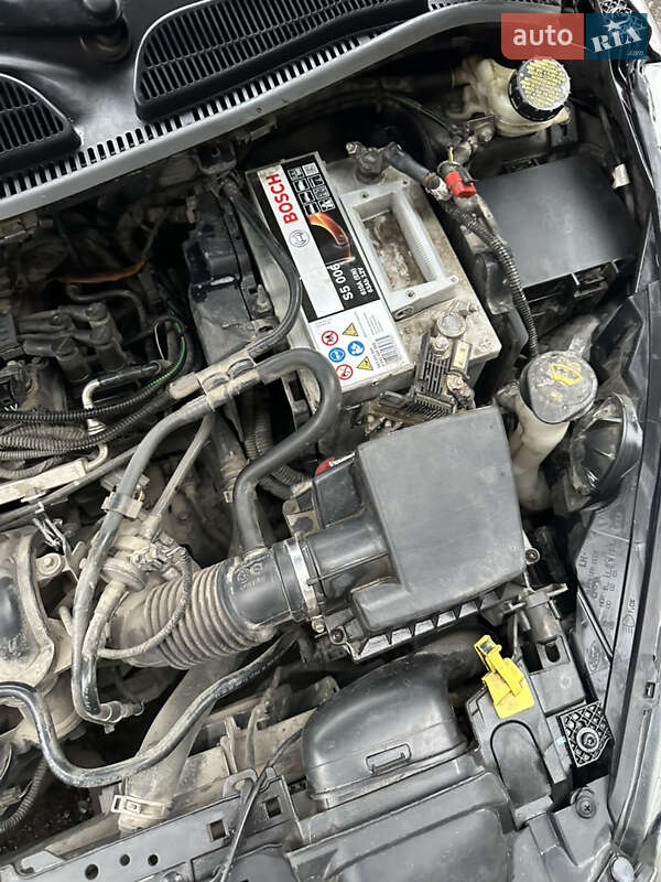 Седан Ford Fiesta 2013 в Львові фото 21 Седан Ford Fiesta 2013 в Львові