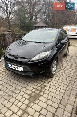 Седан Ford Fiesta 2009 в Калуше