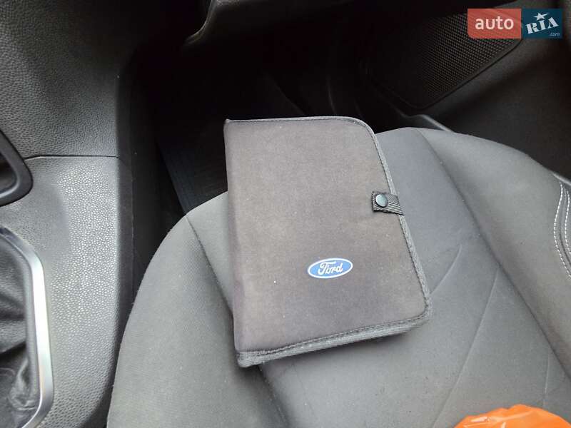 Хэтчбек Ford Fiesta 2015 в Одессе фото 11 Хэтчбек Ford Fiesta 2015 в Одессе