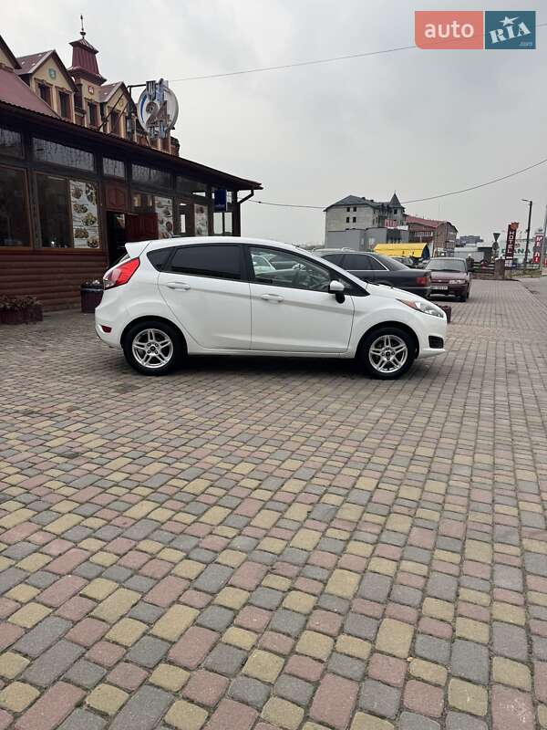 Хетчбек Ford Fiesta 2017 в Тернополі фото 5 Хетчбек Ford Fiesta 2017 в Тернополі