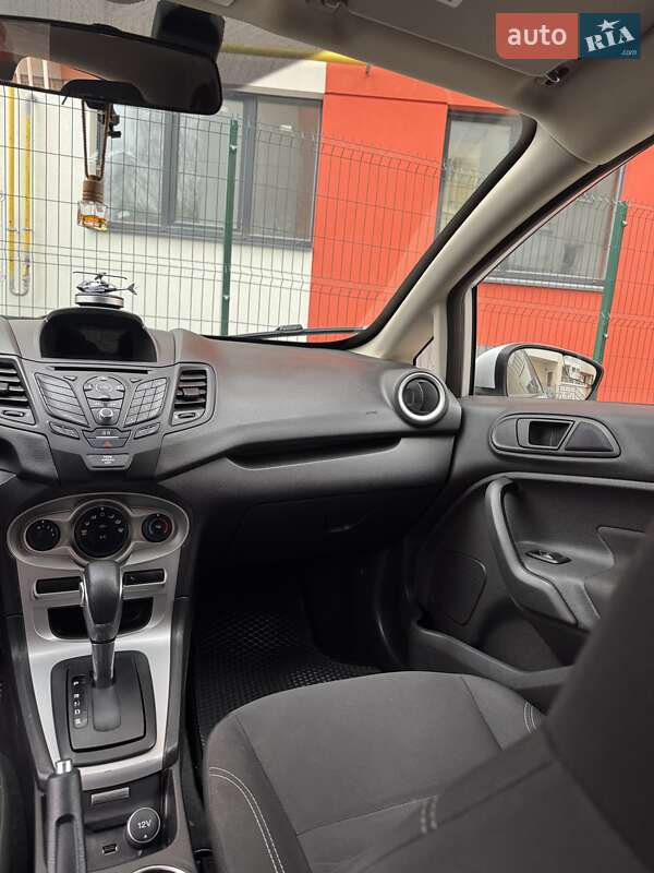 Хетчбек Ford Fiesta 2017 в Тернополі фото 14 Хетчбек Ford Fiesta 2017 в Тернополі