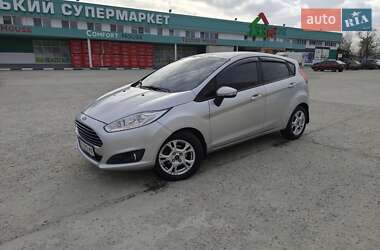 Хэтчбек Ford Fiesta 2015 в Никополе