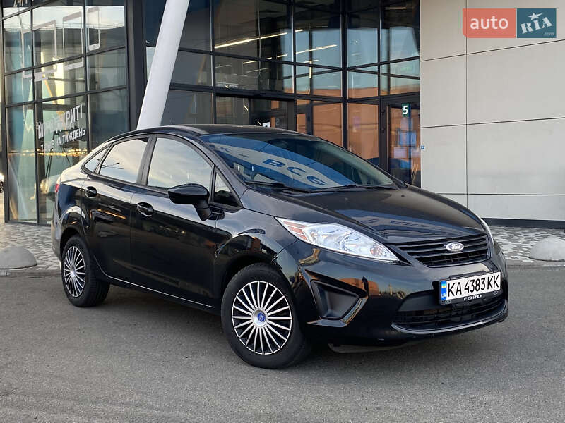 Седан Ford Fiesta 2013 в Києві фото 7 Седан Ford Fiesta 2013 в Києві