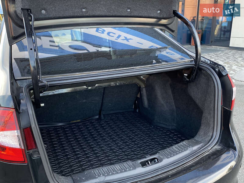 Седан Ford Fiesta 2013 в Києві фото 32 Седан Ford Fiesta 2013 в Києві