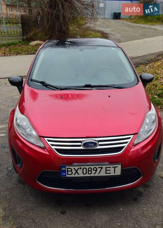 Седан Ford Fiesta 2011 в Хмельницькому