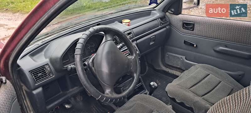 Хэтчбек Ford Fiesta 1992 в Хотине