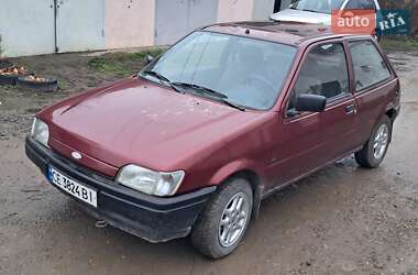 Хетчбек Ford Fiesta 1992 в Хотині