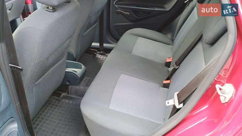 Хетчбек Ford Fiesta 2012 в Вінниці фото 47 Хетчбек Ford Fiesta 2012 в Вінниці