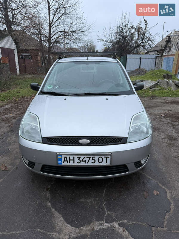 Хетчбек Ford Fiesta 2005 в Кременчуці