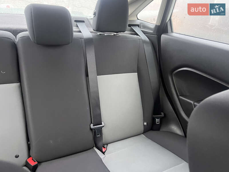 Седан Ford Fiesta 2018 в Харкові