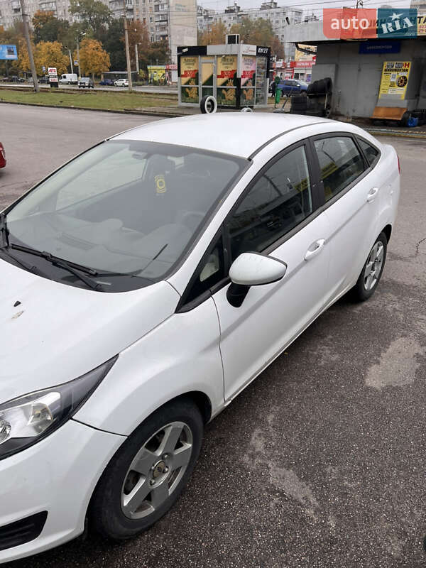 Седан Ford Fiesta 2018 в Харкові